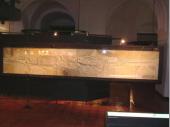 Das vier Meter lange Ur-Krokodil im Jura-Museum in der Burg in Eichst&auml;tt.&nbsp;&nbsp;