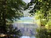An Idylle kaum zu &uuml;berbieten &ndash; der Thumsee. 