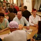 Der Frottier-Schlafanzug von Irene war ein wahres Prachtst&uuml;ck auf der Pyjama-Party. Aber auch die Nachthemden von Christiane und Peter hatten ihren Charme. 