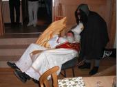 2009 wurde der Nikolaus vom Krampus in einer Schubkarre gebracht und wieder abtransportiert. 