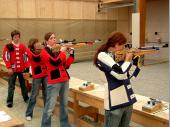 2006 waren die Grenzlandschützen mit einer größeren Mannschaft in München vertreten. Hier im Bild Franz, Sylvia, Kathrin und Cilli. 