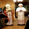 Der Nikolaus und das Engerl bei den Grenzlandschützen in Steinbach. Nahezu zwei Stunden wurde über die guten und schlechten Taten berichtet. So mancher bekam die Rute zu spüren die das Engerl in Vertretung des Krampus schwingen musste.