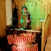 Mit guter Musik sowie vielen Witzen und Kurzgeschichten gestaltete der Alleinunterhalter „Räuber Kneissl“ ein gelungenes Rahmenprogramm. Viele waren sehr zufrieden damit, dass er es verstand zu Unterhalten und nicht zu dominieren.