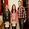 Leider könnte Maxi Gillhuber (1. Pl.) nicht an der Meisterfeier teilnehmen. Im Bild sind Simon Fuchsgruber (3. Pl.) und Angela Nöscher (2. Pl. in der Jugend).